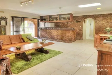 Property photo of 72 Davrod Street Robertson QLD 4109