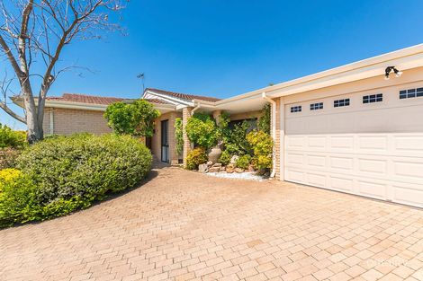 Property photo of 6 Penno Court Leeming WA 6149