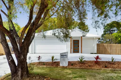 Property photo of 5 Brandon Court Kippa-Ring QLD 4021