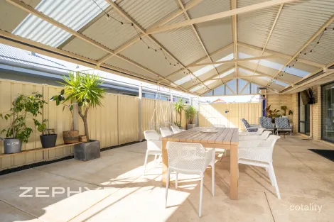 Property photo of 19 Kalang Way Millbridge WA 6232