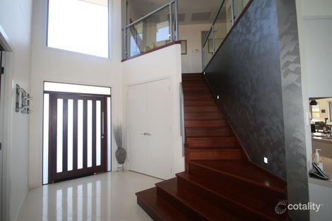 Property photo of 12 North Quay Drive Biggera Waters QLD 4216