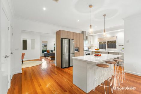 Property photo of 3 Rosstrevor Crescent Mitcham VIC 3132