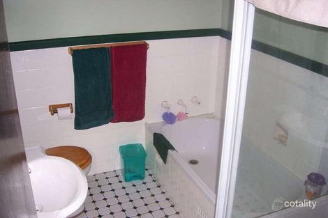 Property photo of 12 Bottlebrush Avenue Bradbury NSW 2560