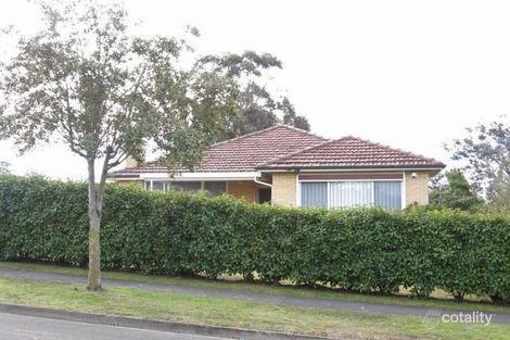 5 Mandowie Rd, Glen Waverley, VIC 3150