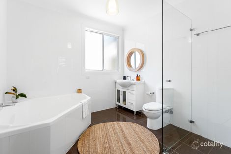 Property photo of 46 Squires Crescent Coledale NSW 2515