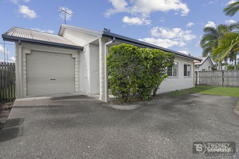 2/28 Clarke St, Manunda, QLD 4870