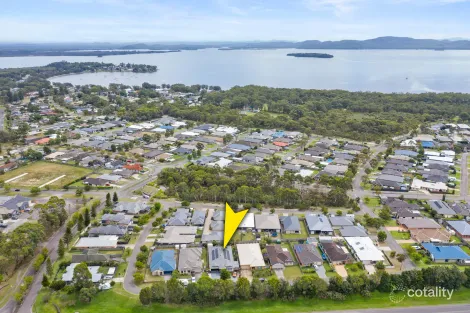 Property photo of 11 Broughton Circuit Tanilba Bay NSW 2319