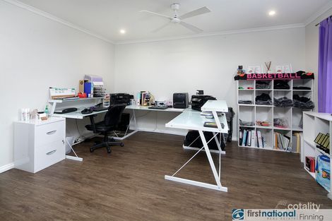 Property photo of 24 Kirkwood Crescent Hampton Park VIC 3976