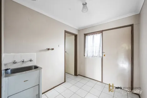 Property photo of 11 Bickford Close Tullamarine VIC 3043