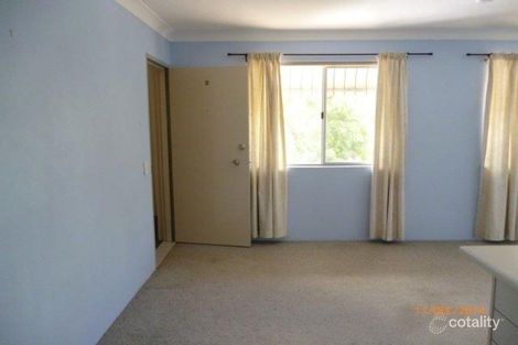 Property photo of 9/5 Brett Avenue Labrador QLD 4215