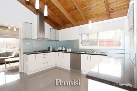 Property photo of 2 Owen Close Keilor Downs VIC 3038