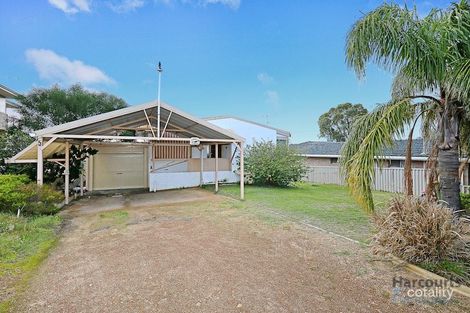 Property photo of 5 Muir Place Halls Head WA 6210