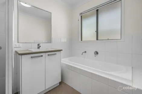 Property photo of 18 Farley Parade Gloucester NSW 2422