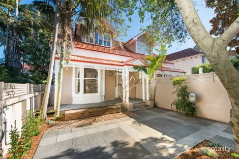 1/2 Thrupp St, Neutral Bay, NSW 2089