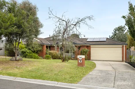 68 Ellinbank Cres, Mornington, VIC 3931