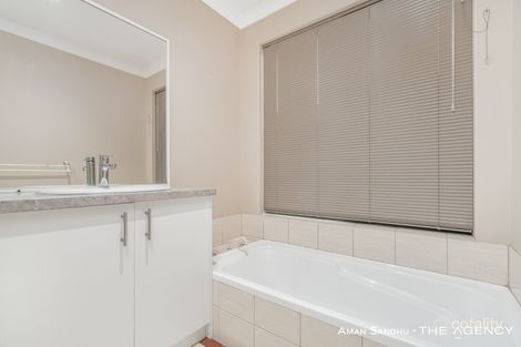 Property photo of 2 Woolmore Cross Atwell WA 6164