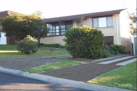 Property photo of 25 Hillside Crescent Kianga NSW 2546