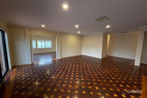 Property photo of 3 Madeira Court Roxburgh Park VIC 3064