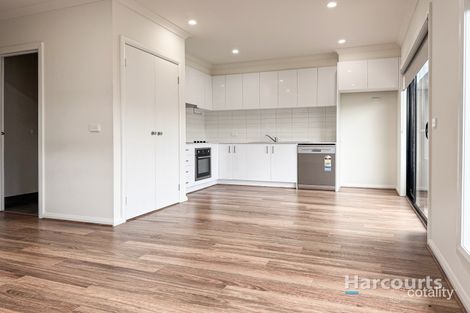 Property photo of 10/6 McKay Place Melton South VIC 3338