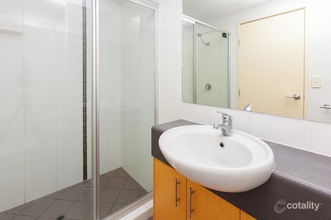 Property photo of 4 Brougham Street Fairfield QLD 4103