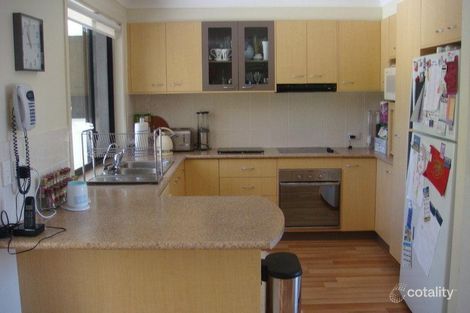 31 Rumrunner St, Mermaid Waters, QLD 4218