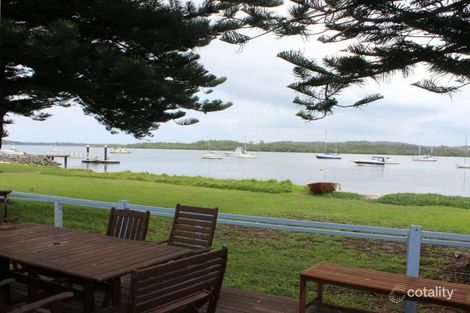 Property photo of 30 Albert Street Taylors Beach NSW 2316