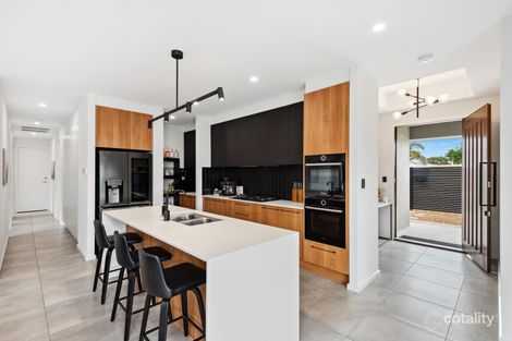 2 Kestel Cres, North Haven, SA 5018