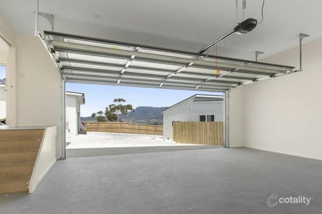 Property photo of 2/25 Ashgrove Crescent Old Beach TAS 7017