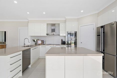 Property photo of 13 Grand View Drive Ocean View QLD 4521