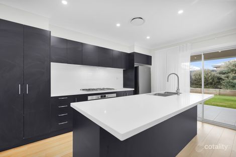 Property photo of 3 Ingall Loop Catherine Field NSW 2557