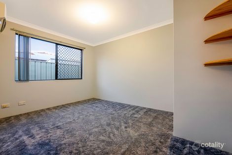 Property photo of 164 Brenchley Drive Atwell WA 6164