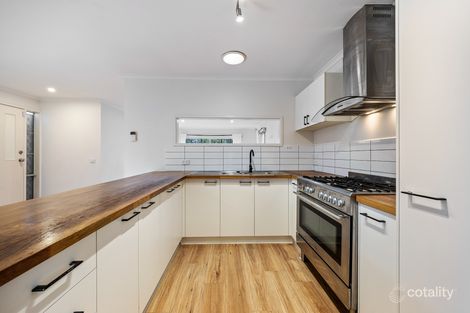 9 Stirling Ave, Cranbourne North, VIC 3977