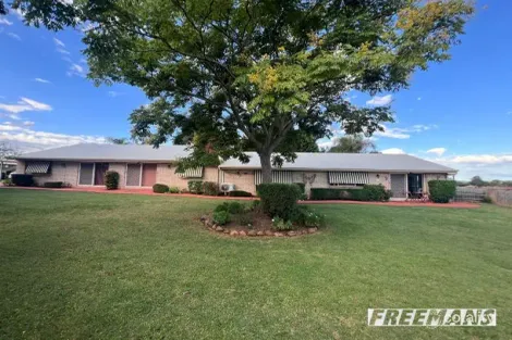 42 Windsor Cir, Kingaroy, QLD 4610