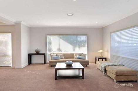 Property photo of 2 Riverside Crescent Haywards Bay NSW 2530