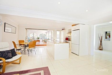 Property photo of 6 Josephine Crescent Georges Hall NSW 2198