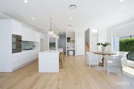 Property photo of 2/7 Adams Avenue Miami QLD 4220