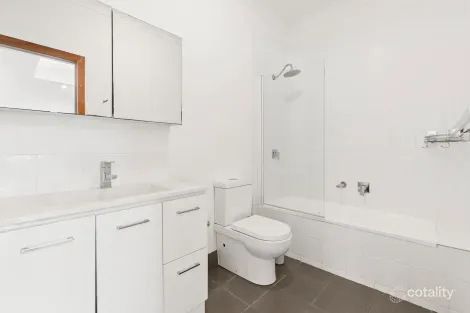 Property photo of 19 Cowmeadow Road Mount Hutton NSW 2290