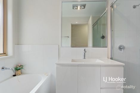 Property photo of 19 Tempera Place Yarrabilba QLD 4207