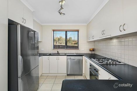 Property photo of 13 Coora Place Jerrabomberra NSW 2619