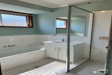 Property photo of 1/183 Central Street Labrador QLD 4215