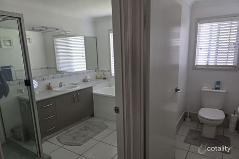 Property photo of 70 Fyshburn Drive Cooloola Cove QLD 4580