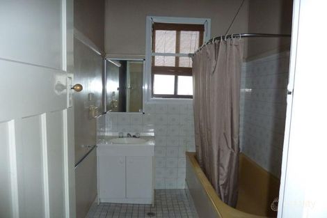Property photo of 98 Denison Street West Tamworth NSW 2340
