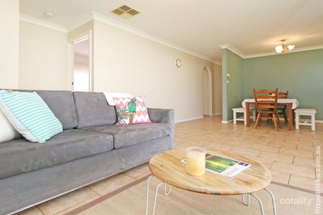 Property photo of 5 Kaldari Crescent Glenfield Park NSW 2650