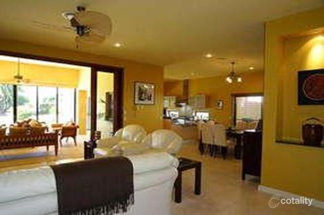 Property photo of 3164 Riverleigh Drive Hope Island QLD 4212