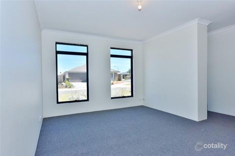 Property photo of 6 Mitre Bend Ellenbrook WA 6069