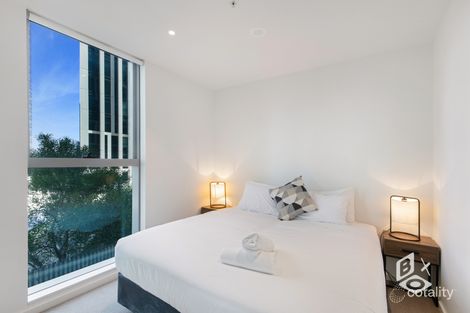 1006e/888 Collins St, Docklands, VIC 3008