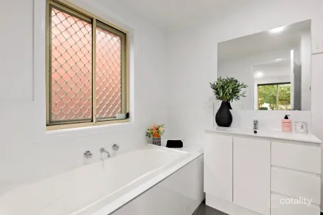 Property photo of 58 Gresham Way Sunshine West VIC 3020
