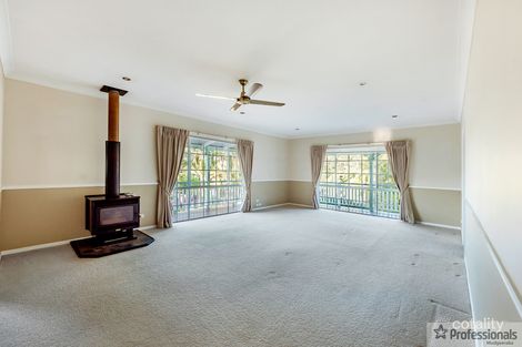 Property photo of 13 Guava Court Bonogin QLD 4213
