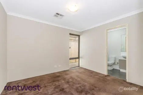 Property photo of 2/98 Entrance Road Spearwood WA 6163