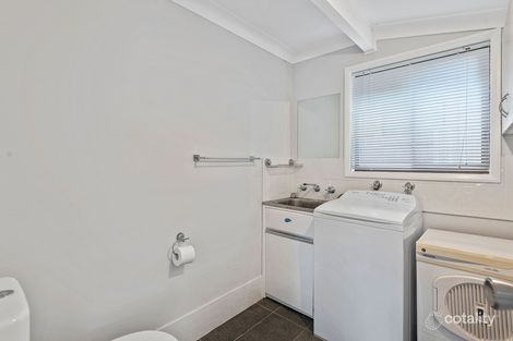 Property photo of 75 Kerry Crescent Berkeley Vale NSW 2261